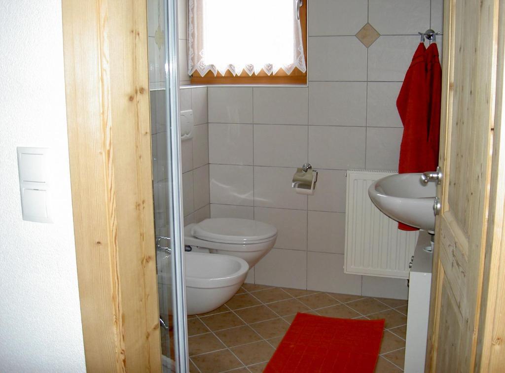 Pircherhof San Candido Habitación foto